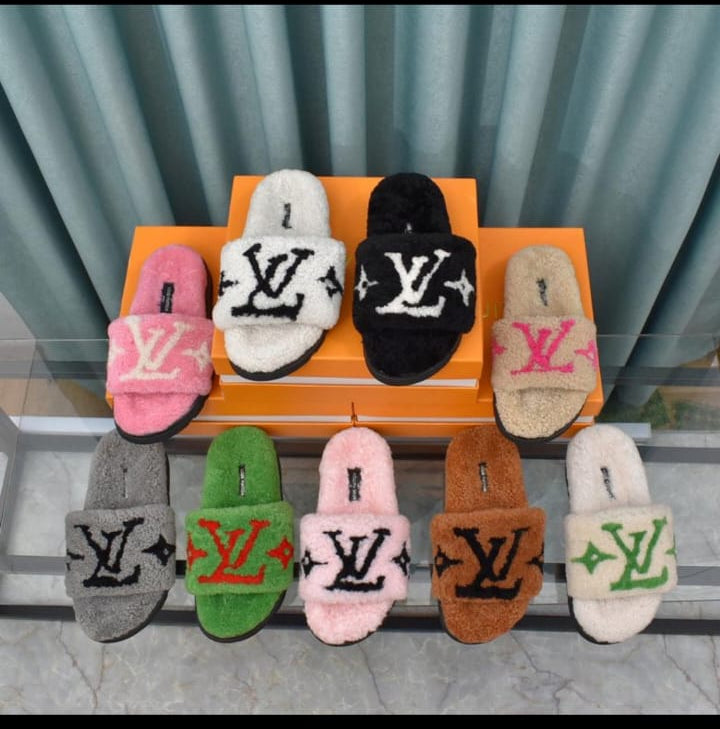LOUIS VUITTON PINK PLUSH SHEARLING MULE
