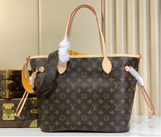 LOUIS VUITTON NEVERFULL MM TOTE